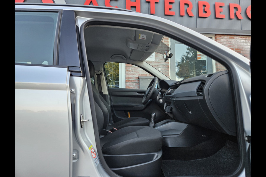 Škoda Fabia Combi 1.0 MPI Active Trekhaak! Cruise Control! NAP! Nette Auto!