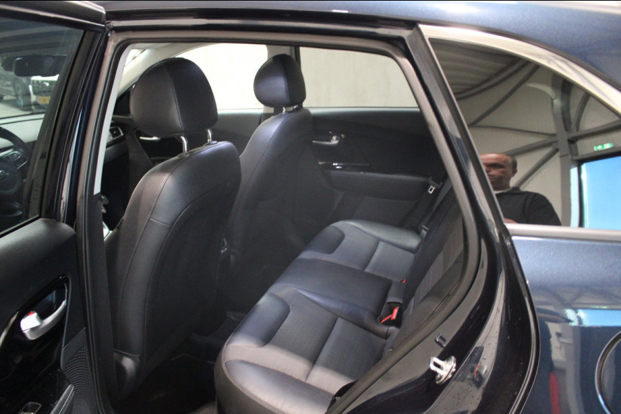 Kia Niro 1.6 GDi Hybrid Style Edition Schuifdak/18inch/keurig onderhouden/12 maanden bovag garantie