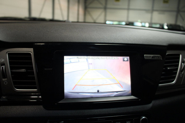 Kia Niro 1.6 GDi Hybrid Style Edition Schuifdak/18inch/keurig onderhouden/12 maanden bovag garantie