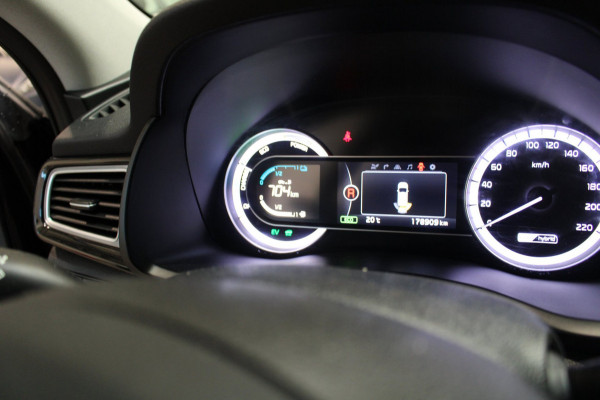 Kia Niro 1.6 GDi Hybrid Style Edition Schuifdak/18inch/keurig onderhouden/12 maanden bovag garantie