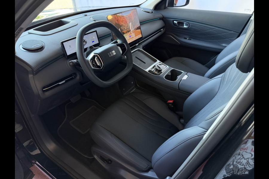 GEELY Starray EM-i MAX+ PHEV LONG RANGE | 29,8 kWh ACCU | 136 KM WLTP | PANORAMADAK | STOELVERWARMING/KOELING | LEER | MET MASSAGE