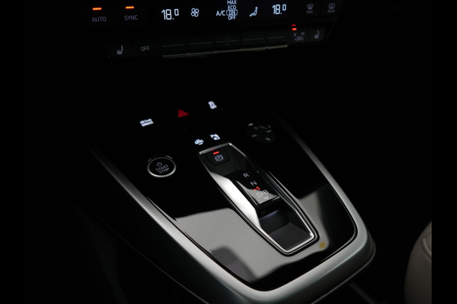 Audi Q4 e-tron 55 Quattro Advanced edition 82 kWh 340pk | Panodak | Adaptive Cruise | Head Up | Sonos Audio | Camera | Matrix LED | Stoelen & Stuur Verwarmd | Blis | Apple Carplay | Navigatie | DAB |