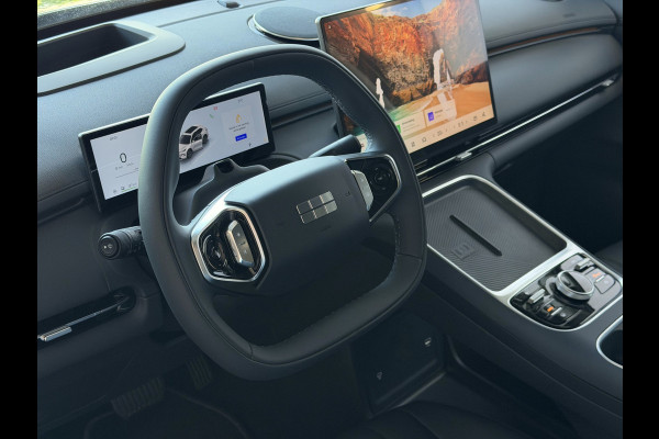 GEELY Starray EM-i MAX+ PHEV LONG RANGE NIEUWE AUTO | 29,8 kWh ACCU | 136 KM WLTP | PANORAMADAK | STOELVERWARMING/KOELING | LEER | MET MASSAGE