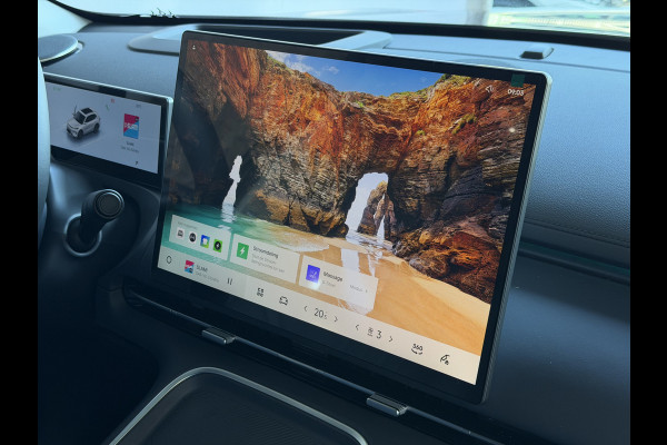GEELY Starray EM-i MAX+ PHEV LONG RANGE NIEUWE AUTO | 29,8 kWh ACCU | 136 KM WLTP | PANORAMADAK | STOELVERWARMING/KOELING | LEER | MET MASSAGE