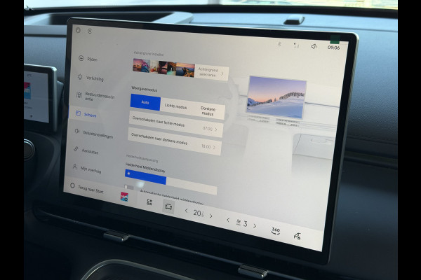 GEELY Starray EM-i MAX+ PHEV LONG RANGE NIEUWE AUTO | 29,8 kWh ACCU | 136 KM WLTP | PANORAMADAK | STOELVERWARMING/KOELING | LEER | MET MASSAGE