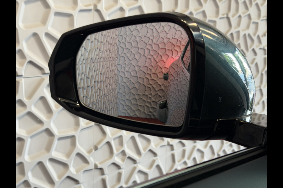 GEELY Starray EM-i MAX+ PHEV LONG RANGE NIEUWE AUTO | 29,8 kWh ACCU | 136 KM WLTP | PANORAMADAK | STOELVERWARMING/KOELING | LEER | MET MASSAGE