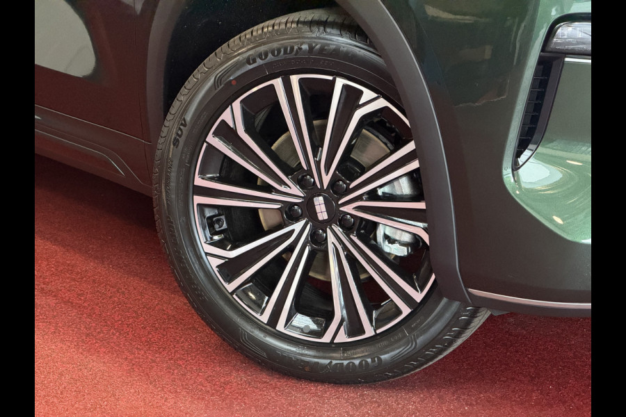 GEELY Starray EM-i MAX+ PHEV LONG RANGE NIEUWE AUTO | 29,8 kWh ACCU | 136 KM WLTP | PANORAMADAK | STOELVERWARMING/KOELING | LEER | MET MASSAGE