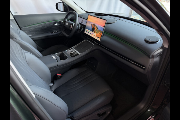 GEELY Starray EM-i MAX+ PHEV LONG RANGE NIEUWE AUTO | 29,8 kWh ACCU | 136 KM WLTP | PANORAMADAK | STOELVERWARMING/KOELING | LEER | MET MASSAGE