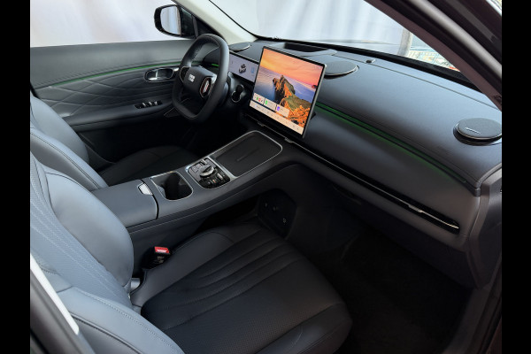 GEELY Starray EM-i MAX+ PHEV LONG RANGE NIEUWE AUTO | 29,8 kWh ACCU | 136 KM WLTP | PANORAMADAK | STOELVERWARMING/KOELING | LEER | MET MASSAGE