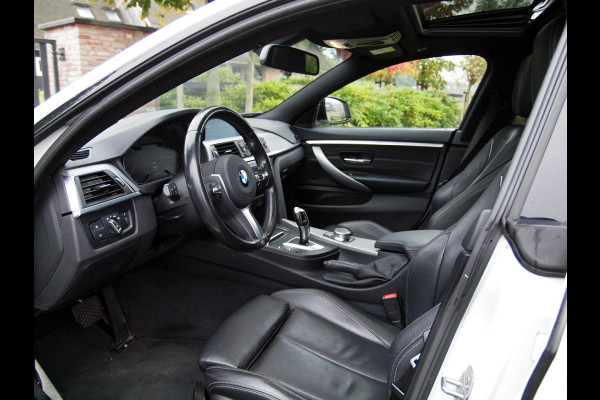 BMW 4 Serie Gran Coupé 420i High Executive | M-Pakket | Panoramadak | Trekhaak | NL-Auto |