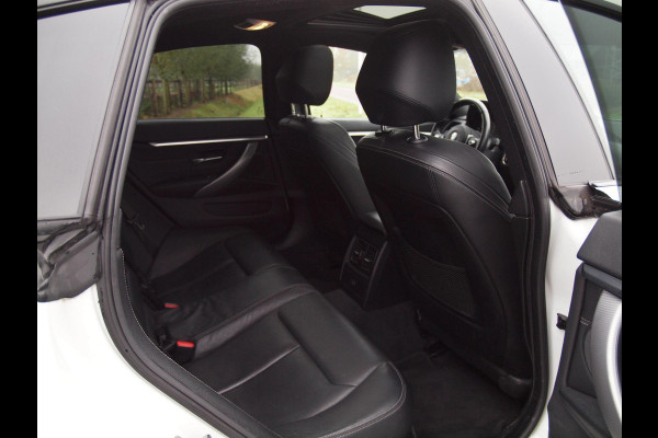 BMW 4 Serie Gran Coupé 420i High Executive | M-Pakket | Panoramadak | Trekhaak | NL-Auto |