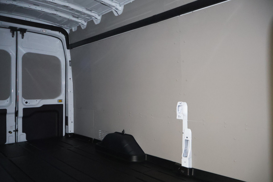 Ford Transit 350 2.0 TDCI L4 H3 130pk Navigatie 270gr Achterdeuren