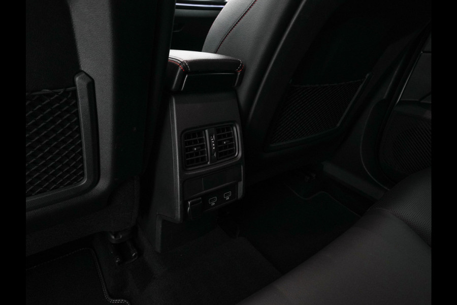 Renault Arkana 1.6 E-Tech Hybrid 145 R.S. Line (INCL-BTW) Aut. *LEATHER-FABRIC | FULL-LED | BLINDSPOT | CAMERA | BOSE-SOUND | HEATED-SPORTSEATS | KEYLESS | AMBIENTLIGHT | DIGI-COCKPIT | PRIVACY-GLASS | NAVI-FULLMAP | ECC | ADAPTIVE-CRUISE