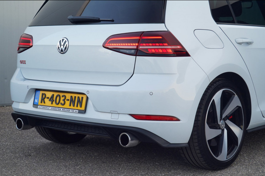 Volkswagen Golf 2.0 TSI GTI Performance / Pano / Dealeronderhouden / Dynaudio / Bearlock / White Silver Metallic