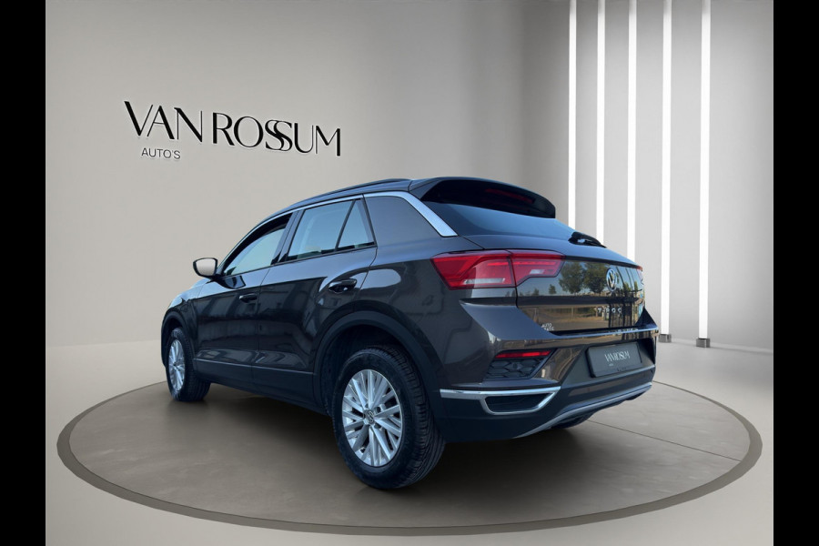 Volkswagen T-Roc 1.0 TSI Style | Clima | Stoelverw | Parksensors V+A | Navi | 16"Velg | Apple / Android
