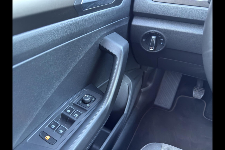 Volkswagen T-Roc 1.0 TSI Style | Clima | Stoelverw | Parksensors V+A | Navi | 16"Velg | Apple / Android