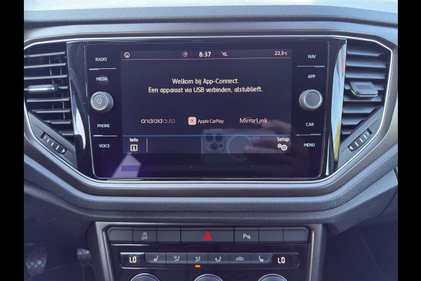 Volkswagen T-Roc 1.0 TSI Style | Clima | Stoelverw | Parksensors V+A | Navi | 16"Velg | Apple / Android