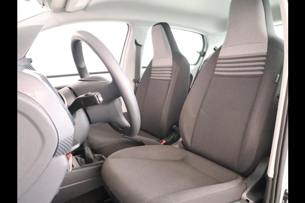 Volkswagen up! 1.0 65 pk | Navigatie via App | Airco | Parkeersensoren achter | Achteruitrijcamera | Cruise control |