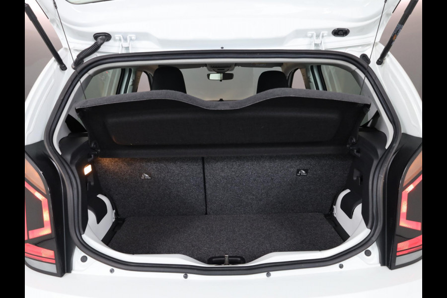 Volkswagen up! 1.0 65 pk | Navigatie via App | Airco | Parkeersensoren achter | Achteruitrijcamera | Cruise control |