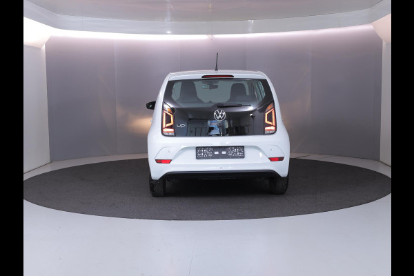 Volkswagen up! 1.0 65 pk | Navigatie via App | Airco | Parkeersensoren achter | Achteruitrijcamera | Cruise control |