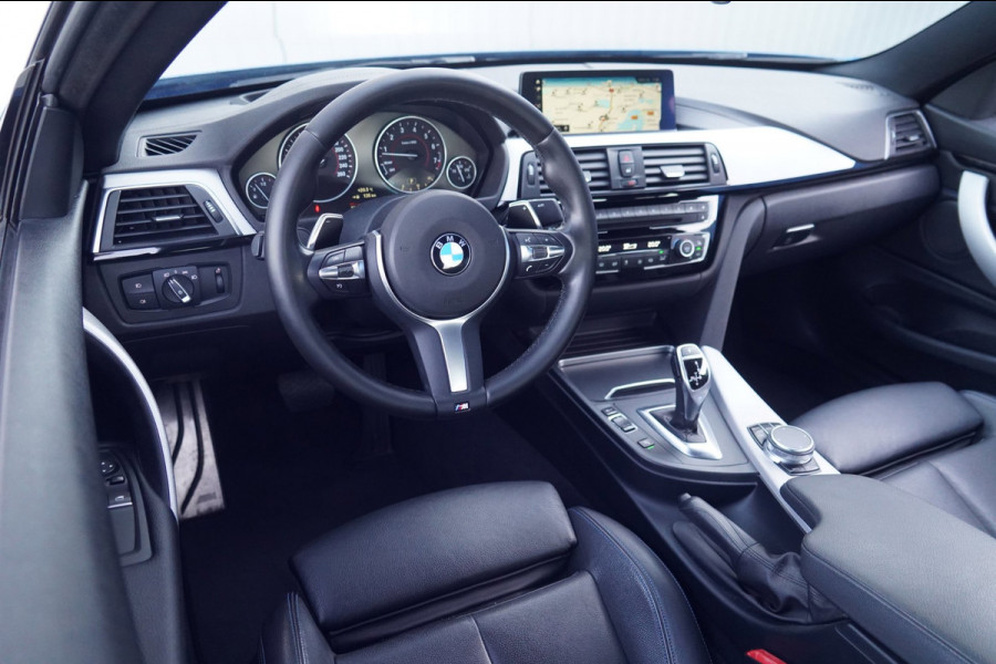 BMW 4 Serie Coupé 430i High Executive / M-Sport / NL-Auto / Dealeronderhouden / Estoril Blue / Leder / Navi