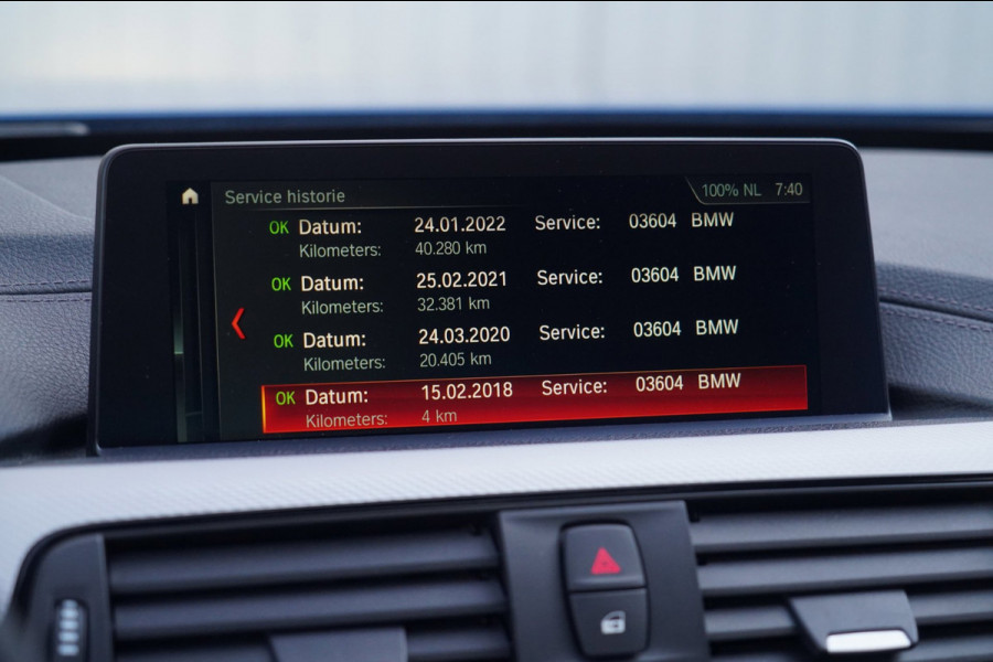 BMW 4 Serie Coupé 430i High Executive / M-Sport / NL-Auto / Dealeronderhouden / Estoril Blue / Leder / Navi