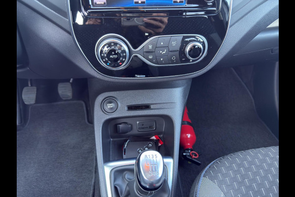 Renault Captur 1.3 TCe 130 Intens | Camera | Navi | 17"Velg | Apple /Android | Park V+A | Bi Tone