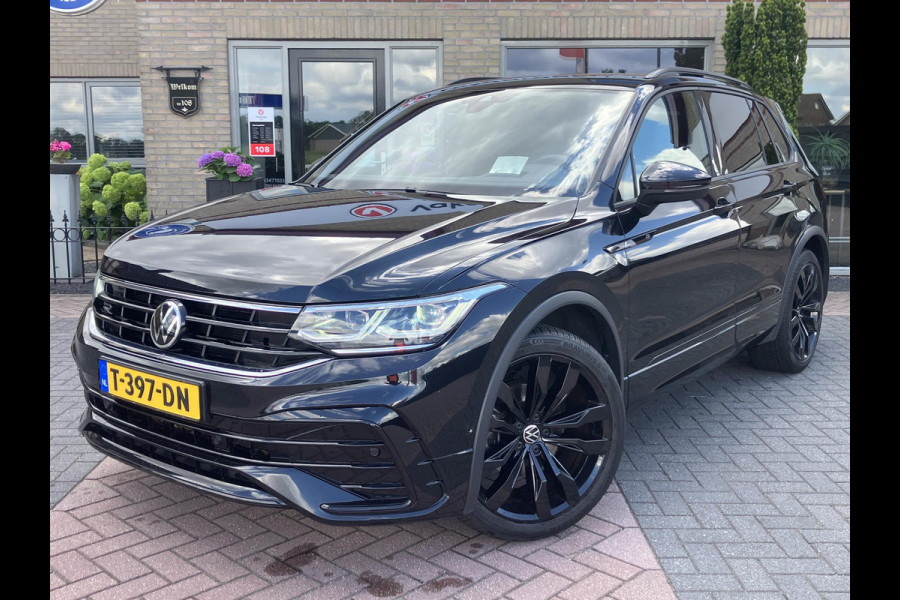Volkswagen Tiguan 1.5 TSI R-Line | Black Style | Matrix | Pano | Trekhaak