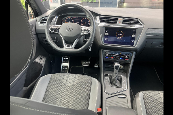 Volkswagen Tiguan 1.5 TSI R-Line | Black Style | Matrix | Pano | Trekhaak