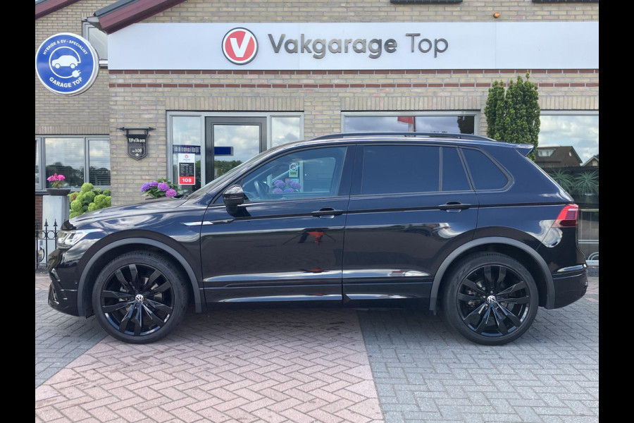 Volkswagen Tiguan 1.5 TSI R-Line | Black Style | Matrix | Pano | Trekhaak