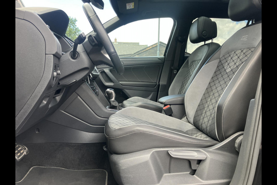 Volkswagen Tiguan 1.5 TSI R-Line | Black Style | Matrix | Pano | Trekhaak