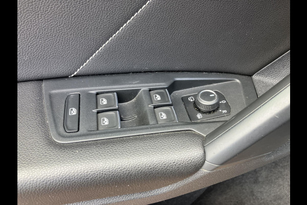 Volkswagen Tiguan 1.5 TSI R-Line | Black Style | Matrix | Pano | Trekhaak