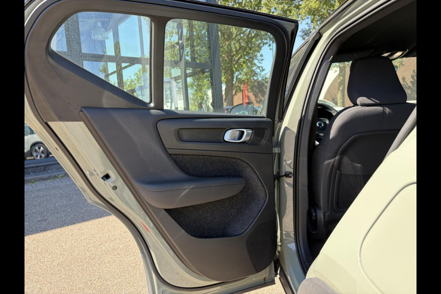 Volvo XC40 Core Recharge Pure Electric 2WD SOH 95%| VOLVO ONDERHOUDEN| RIJKLAARPRIJS INCL. 12 MND BOVAG GARANTIE| WARMTEPOMP| STOEL + STUURVERWARMING