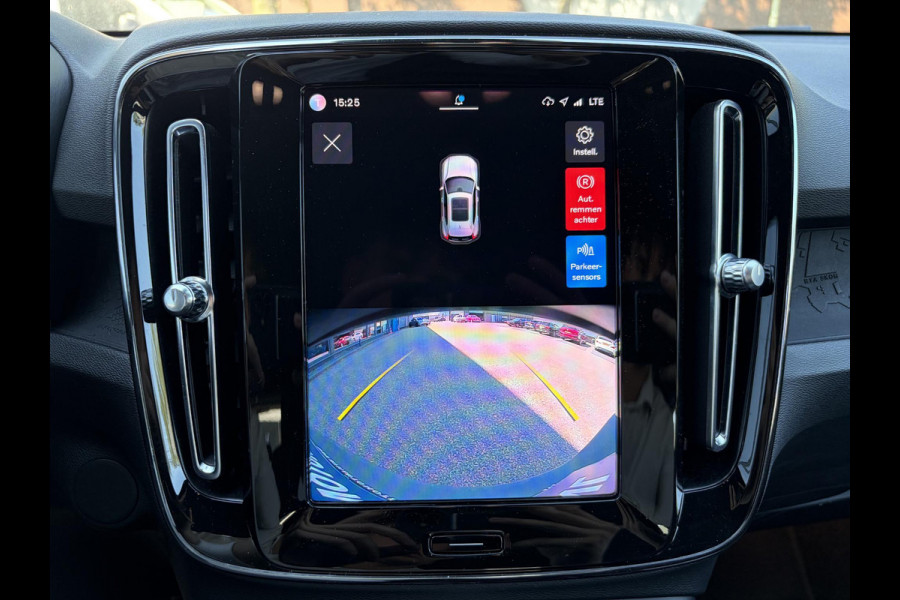 Volvo XC40 Core Recharge Pure Electric 2WD SOH 95%| VOLVO ONDERHOUDEN| RIJKLAARPRIJS INCL. 12 MND BOVAG GARANTIE| WARMTEPOMP| STOEL + STUURVERWARMING