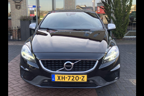 Volvo V40 1.5 T3 Polar+ Sport | R-Design | Pano | Leder | NAP