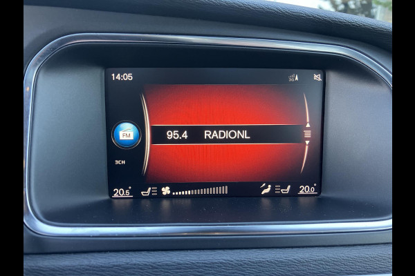 Volvo V40 1.5 T3 Polar+ Sport | R-Design | Pano | Leder | NAP