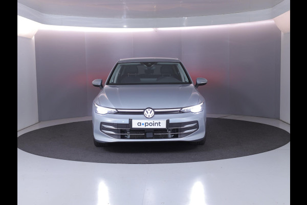 Volkswagen Golf 1.5 eHybrid Style Edition 204 pk Automaat (DSG) | Navigatie via App | Parkeersensoren (Park assist) | Achteruitrijcamera | Adaptieve cruise control | Autom. airco (3 zones) |