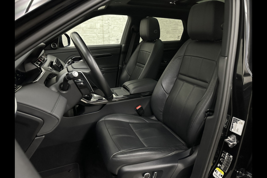 Land Rover Range Rover Evoque P300e AWD R-Dynamic HSE | Panorama | 360 Camera | Leder | Memory | Digitale-Cockpit | Keyless-Entry | Meridian-Sound | Stuurverwarming | Getint Glas | Black-Optic | 20 inch | Stand-Clima | Dodehoek | Lane Assist | Camera-Spiegel |