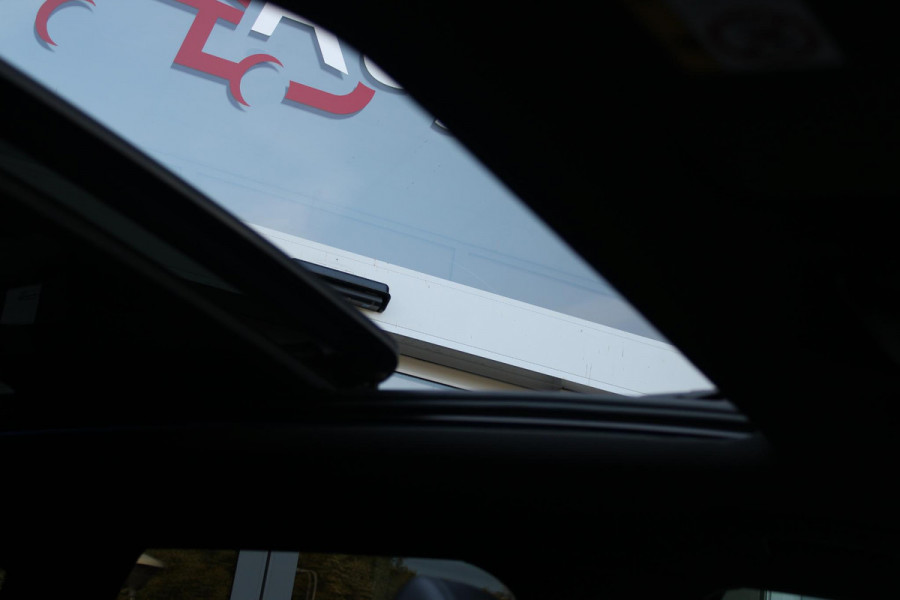 Peugeot 3008 1.2 130PK AUTOMAAT GT LINE | PANORAMA SCHUIF/KANTEL DAK | TREKHAAK | LEDEREN BEKLEDING | ELETRISCH BEDIENBARE BESTUURDERSSTOEL MET GEHEUGENFUNCTIE | MASSAGE STOELEN | FULL LED KOPLAMPEN | ELEKTRISCH BEDIENBARE ACHTERKLEP | ALL SEASON BANDEN | APPLE CARPLAY/ANDROID AUTO | NAVIGATIE | CLIMATE CONTROL | DODEHOEK DETECTIE | ADAPTIVE CRUISE CONTROL | KEYLESS ENTRY/START | STOEL VERWARMING |
