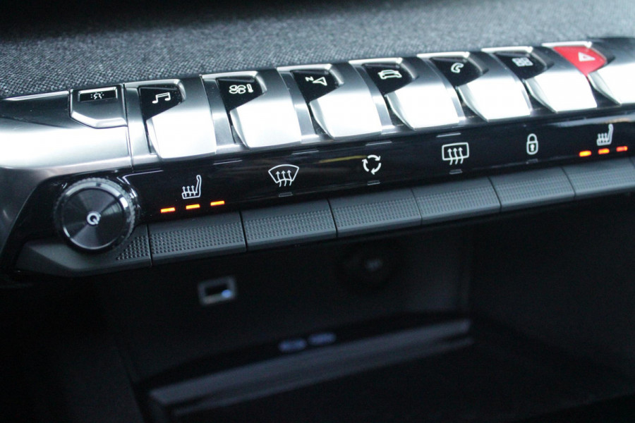 Peugeot 3008 1.2 130PK AUTOMAAT GT LINE | PANORAMA SCHUIF/KANTEL DAK | TREKHAAK | LEDEREN BEKLEDING | ELETRISCH BEDIENBARE BESTUURDERSSTOEL MET GEHEUGENFUNCTIE | MASSAGE STOELEN | FULL LED KOPLAMPEN | ELEKTRISCH BEDIENBARE ACHTERKLEP | ALL SEASON BANDEN | APPLE CARPLAY/ANDROID AUTO | NAVIGATIE | CLIMATE CONTROL | DODEHOEK DETECTIE | ADAPTIVE CRUISE CONTROL | KEYLESS ENTRY/START | STOEL VERWARMING |