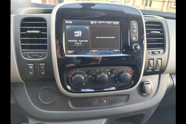 Renault Trafic 1.6dCi 146PK T29 L2H1 3-Persoons **Motor verbruikt overmatig olie** Camera Trekhaak Airco Cruise Control Pdc Regen-Lichtsensor C Lmv Sidebars Achterklep Achterdeuren Betonplex Vloer Kasteninbouw 2.000KG Trekgewicht
