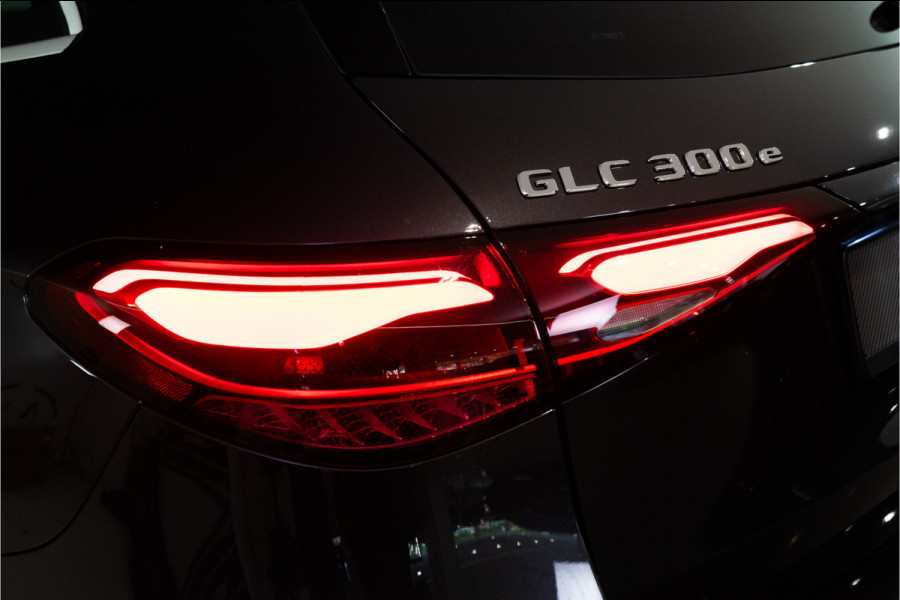 Mercedes-Benz GLC 300e 4MATIC AMG Premium+ 313PK | Pano | Burmester | Sfeer | HUD | VOL! 12 MND Garantie