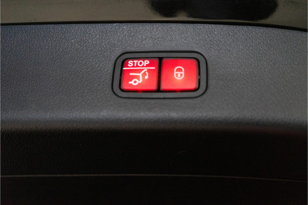 Mercedes-Benz GLC 300e 4MATIC AMG Premium+ 313PK | Pano | Burmester | Sfeer | HUD | VOL! 12 MND Garantie