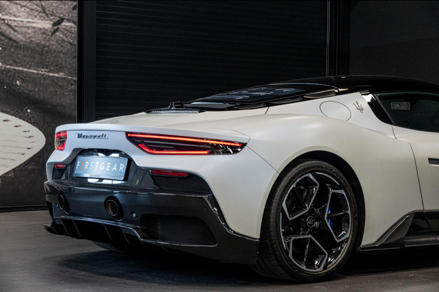 Maserati MC20 3.0 V6 *Full Carbon / Keramische Remmen / Lift-Systeem / Alcantara / Bianco Audace / E-LSD*