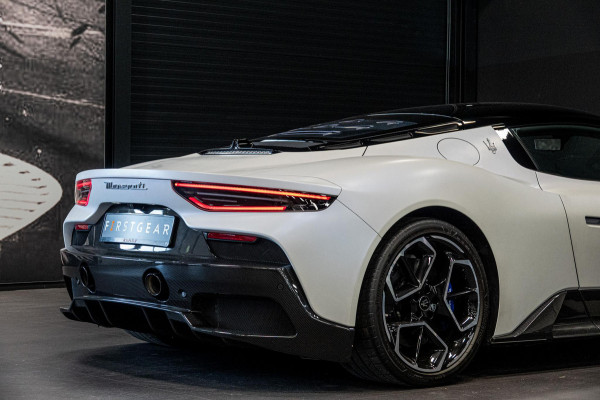 Maserati MC20 3.0 V6 *Full Carbon / Keramische Remmen / Lift-Systeem / Alcantara / Bianco Audace / E-LSD*