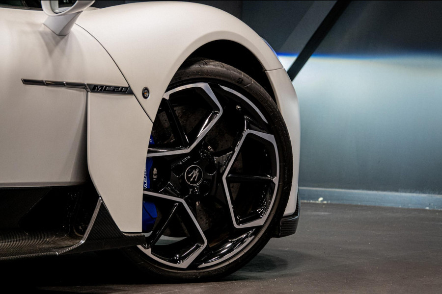 Maserati MC20 3.0 V6 *Full Carbon / Keramische Remmen / Lift-Systeem / Alcantara / Bianco Audace / E-LSD*