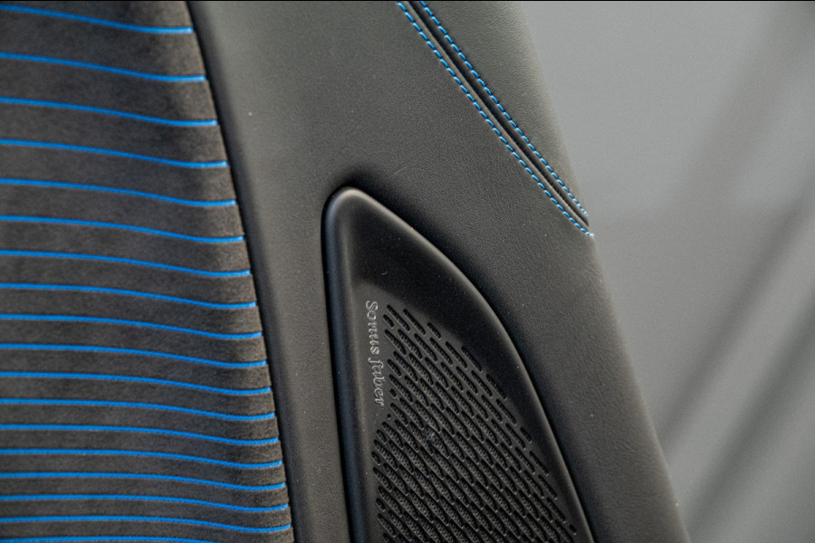 Maserati MC20 3.0 V6 *Full Carbon / Keramische Remmen / Lift-Systeem / Alcantara / Bianco Audace / E-LSD*