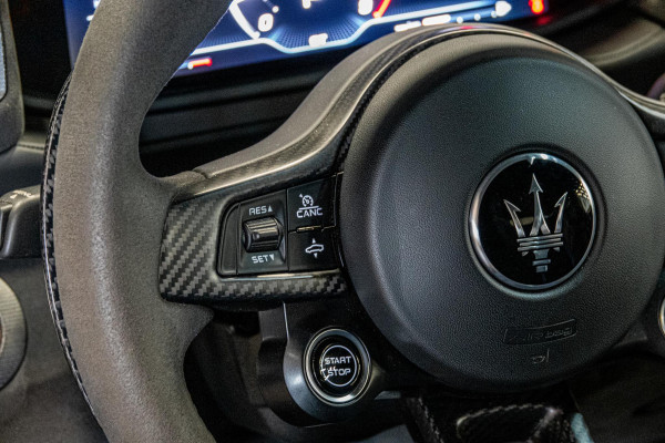 Maserati MC20 3.0 V6 *Full Carbon / Keramische Remmen / Lift-Systeem / Alcantara / Bianco Audace / E-LSD*