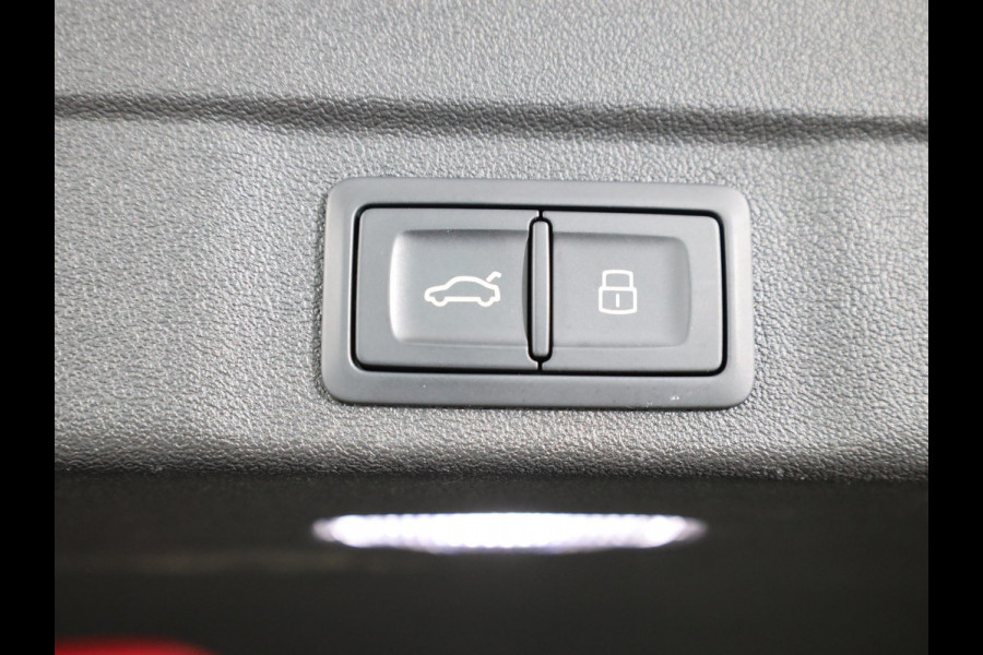 Audi A6 Avant 2.0 e-hybrid quattro Advanced edition | Private lease vanaf €1013 | 299pk | Trekhaak | Head Up Display | Lederen bekleding | MMi  BIjrijdersscherm