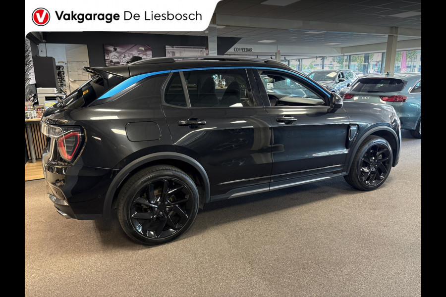 Lynk & Co 01 1.5 / Pano / Navigatie / Camera / Infinity / memory / Elek. klep / Apple carplay
